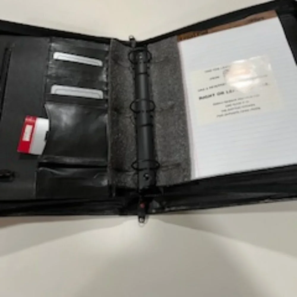Winn International Leather Portfolio Style 2427 Black